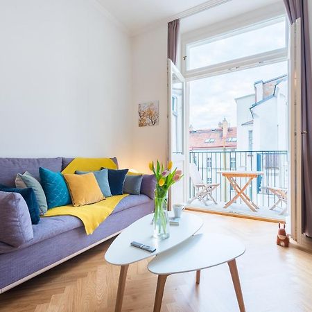 Beautiful Mala Strana Studio By Easybnb プラハ エクステリア 写真