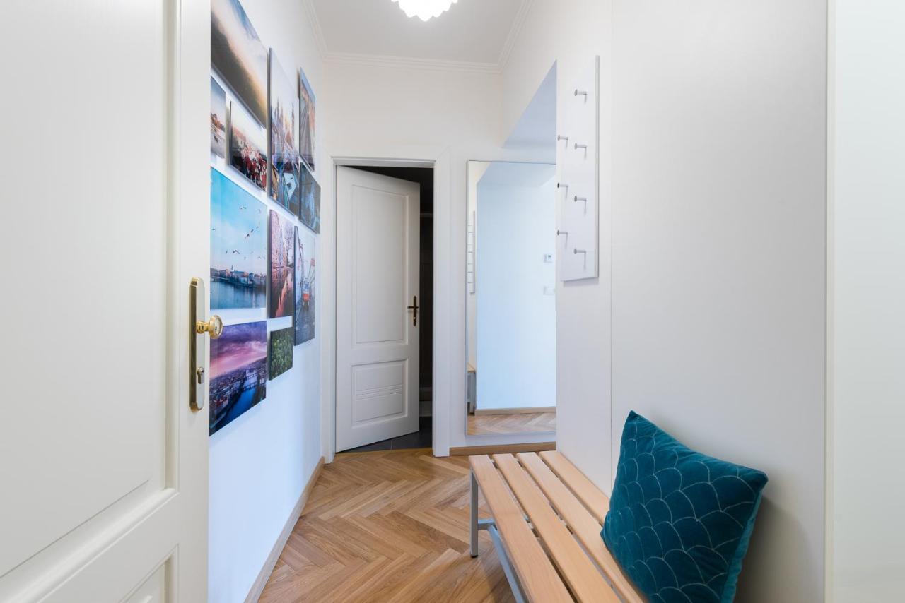 Beautiful Mala Strana Studio By Easybnb プラハ エクステリア 写真