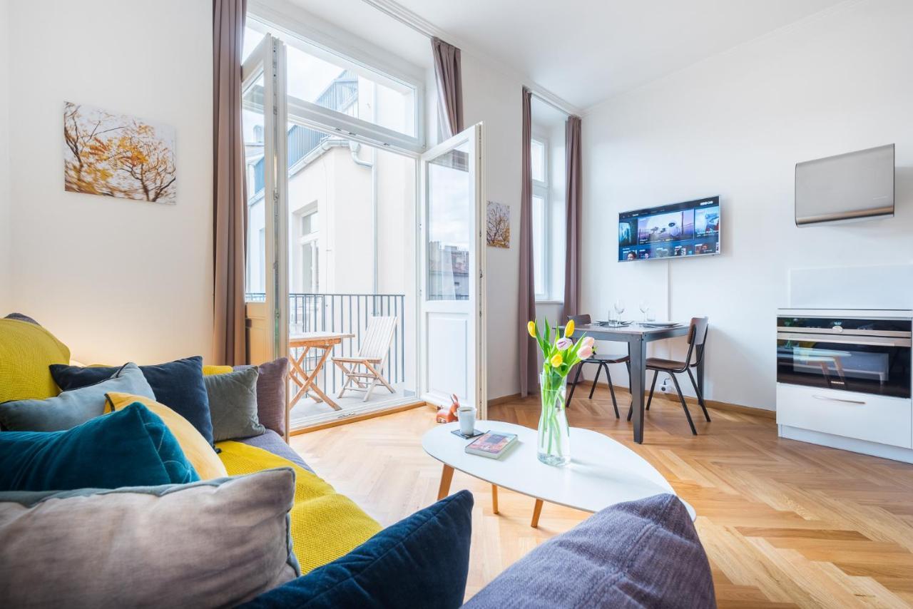 Beautiful Mala Strana Studio By Easybnb プラハ エクステリア 写真