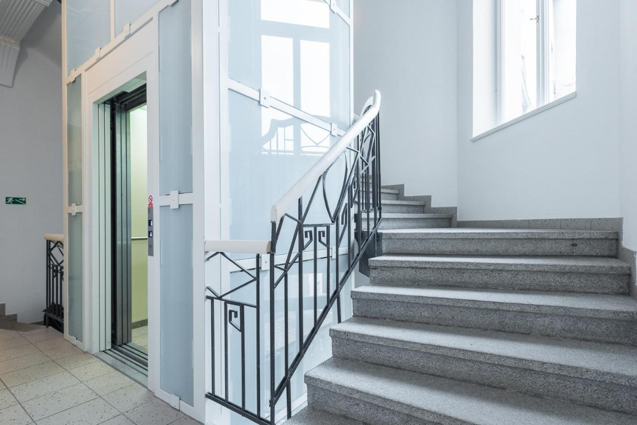 Beautiful Mala Strana Studio By Easybnb プラハ エクステリア 写真